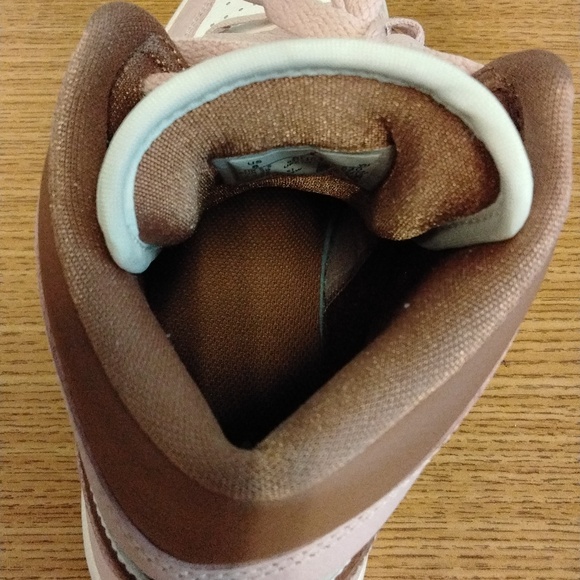 Jordan Women's Sneakers in Pink and Brown - Picture 3 of 7